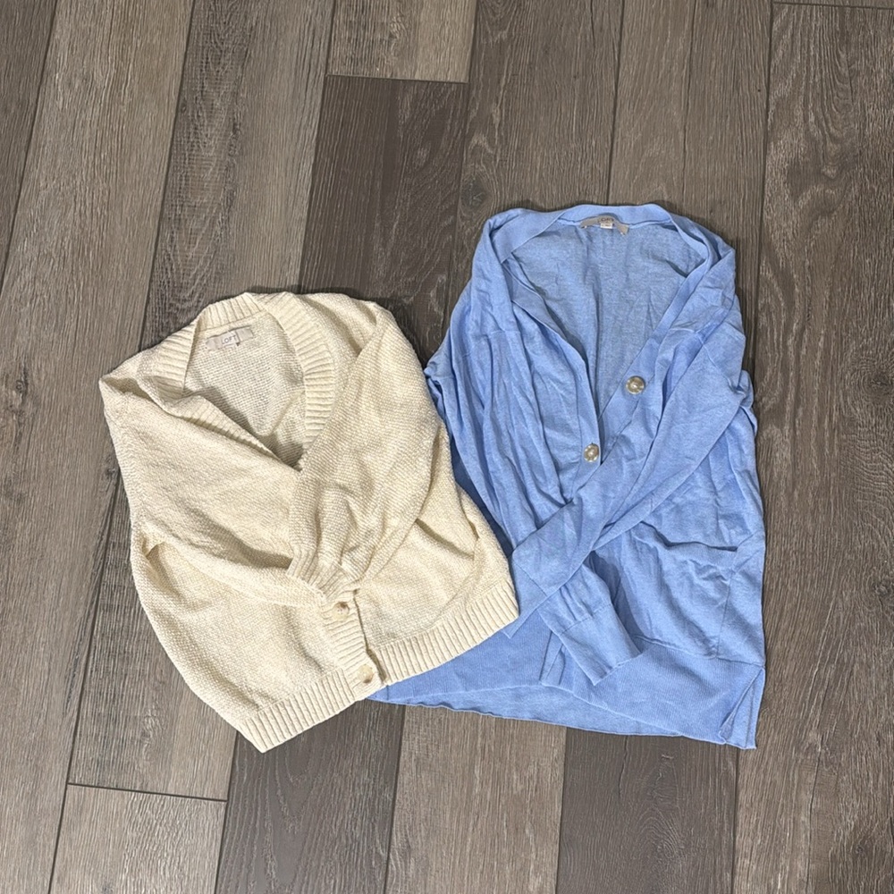 LOFT size large sweater bundle.  You will get both sweaters! Super cute!